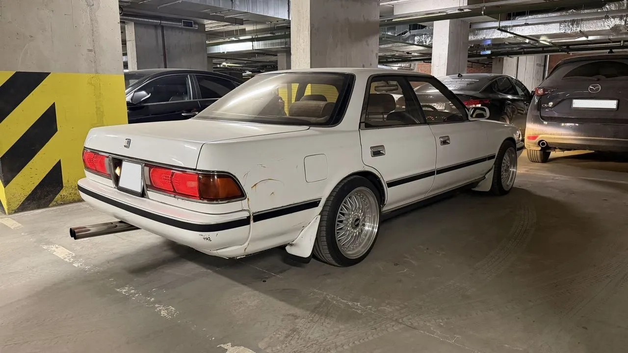 Toyota Mark II 2.0 AT, 1989, 400 000 км — фото 4
